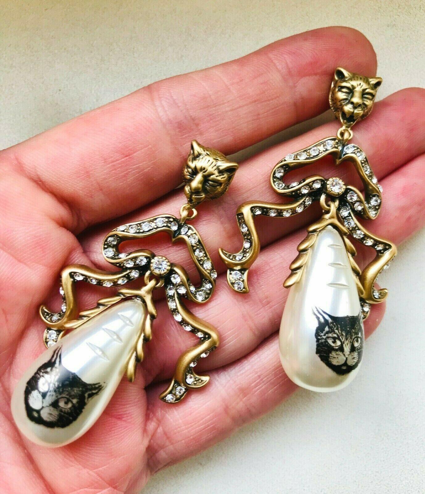 Gucci Signed Faux Pearl Cat Panther Head Bow Runway Drop Earrings Estate Jewelry